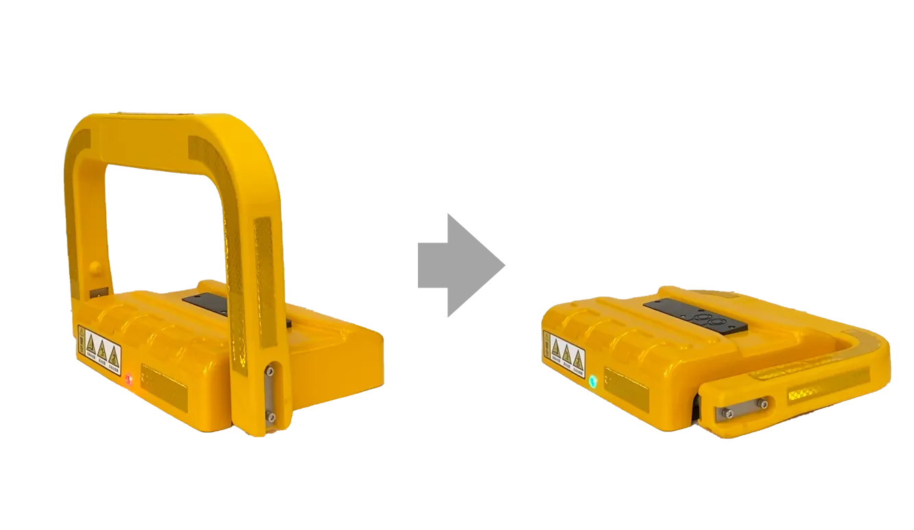 駐車場に到着後スマホでAUTO STANDをDOWN操作